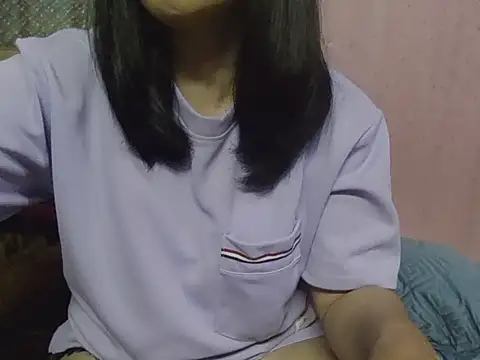 AmyChan086 online show from December 2025 01:18:02 PM