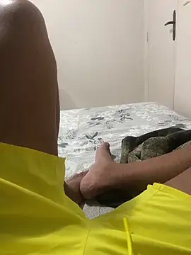 Snapshot of Morenolatino881 chatting on September 2025 02:06:02 AM Morenolatino881 online show from September 2025 02:06:02 AM