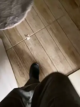 Snapshot of Morenolatino881 chatting on November 2025 03:55:01 PM Morenolatino881 online show from November 2025 03:55:01 PM