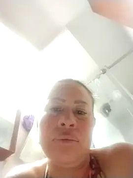 LaraCaliente online show from October 2025 07:14:02 AM