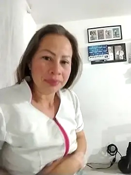 LaraCaliente online show from October 2025 09:10:01 AM