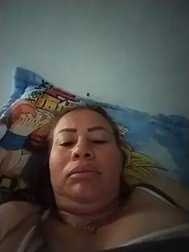 LaraCaliente online show from June 2026 12:19:02 PM