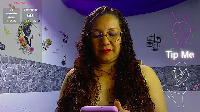 Snapshot of zamy_x chatting on October 2025 02:11:01 AM zamy x online show from October 2025 02:11:01 AM