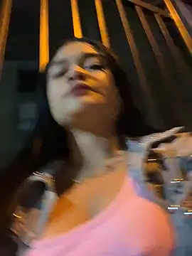 Snapshot of Alanasole chatting on February 2026 02:33:01 AM Alanasole online show from February 2026 02:33:01 AM