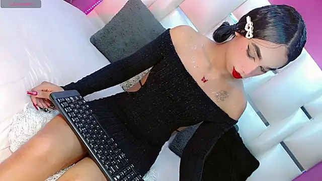 JessiscaWalker online show from November 2025 07:34:01 PM