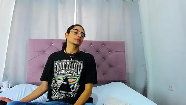 EthanBlackwoodd online show from January 2026 07:41:02 PM