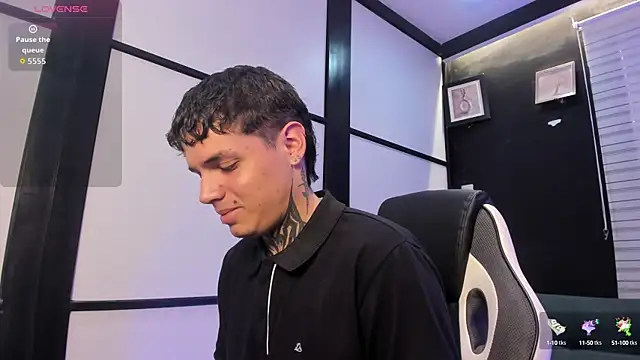 Declan-Fox online show from October 2025 12:25:01 PM