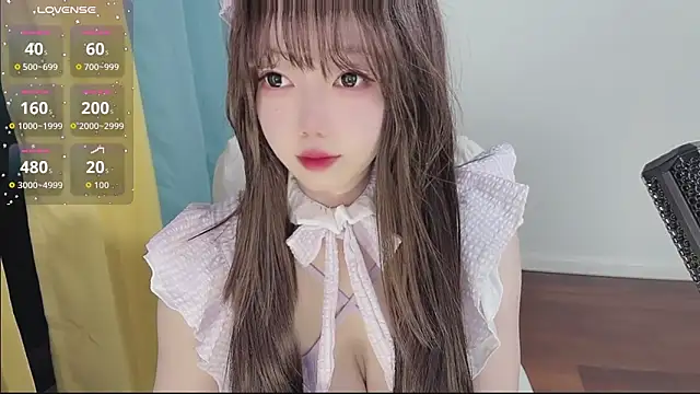 Snapshot of Lucky_Cici chatting on February 2026 10:04:02 PM Lucky Cici online show from February 2026 10:04:02 PM