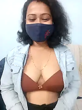 Snapshot of Deliciouskimi chatting on December 2025 06:04:01 PM Deliciouskimi online show from December 2025 06:04:01 PM