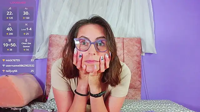 Ava Raye online show from June 2026 12:32:02 AM