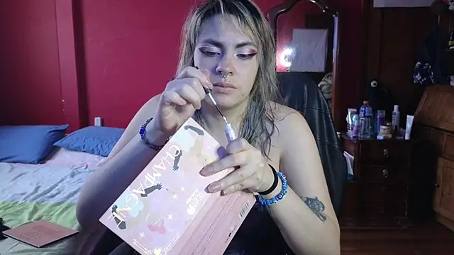 Snapshot of AlissaSpellman chatting on December 2025 08:04:01 PM AlissaSpellman online show from December 2025 08:04:01 PM