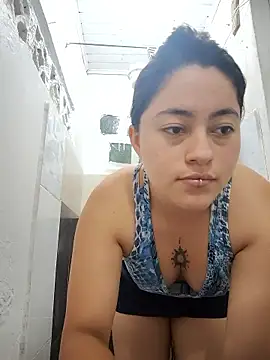 honeywhisper69 online show from January 2026 08:56:01 PM