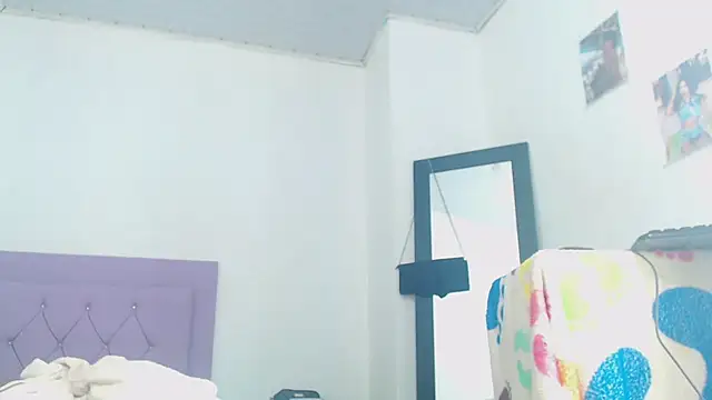 whitneytt online show from October 2025 08:13:01 AM