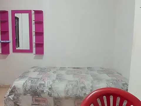 Snapshot of naty_lan11 chatting on September 2025 03:28:02 PM naty lan11 online show from September 2025 03:28:02 PM