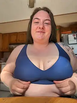 lizbabyy27 online show from May 2026 08:39:01 PM