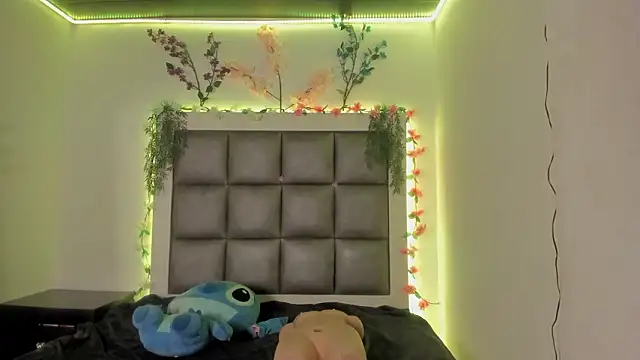 Snapshot of abbiecollins_js chatting on February 2026 04:21:02 AM abbiecollins js online show from February 2026 04:21:02 AM