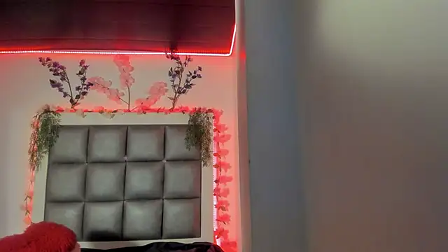 Snapshot of abbiecollins_js chatting on March 2026 04:39:02 AM abbiecollins js online show from March 2026 04:39:02 AM