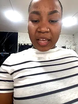 Snapshot of Karol_sexy23 chatting on October 2025 03:07:01 PM Karol sexy23 online show from October 2025 03:07:01 PM