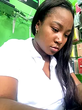 Snapshot of Karol_sexy23 chatting on November 2025 03:27:01 PM Karol sexy23 online show from November 2025 03:27:01 PM