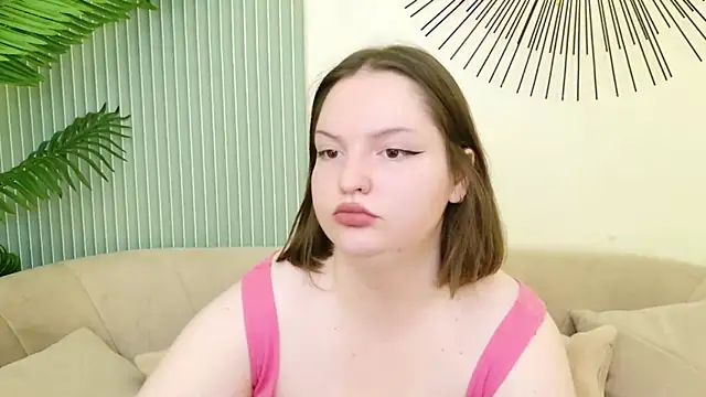 Snapshot of Vanessa_Rise chatting on September 2025 08:46:01 PM Vanessa Rise online show from September 2025 08:46:01 PM