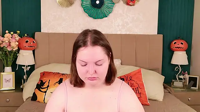 Vanessa Rise online show from October 2025 05:52:01 AM