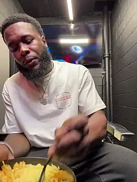 nymphoandthebeast69 online show from January 2026 09:30:02 PM