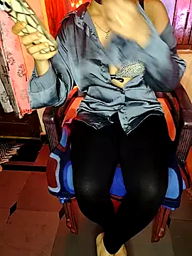 Snapshot of Monali_1 chatting on September 2025 11:45:02 AM Monali 1 online show from September 2025 11:45:02 AM