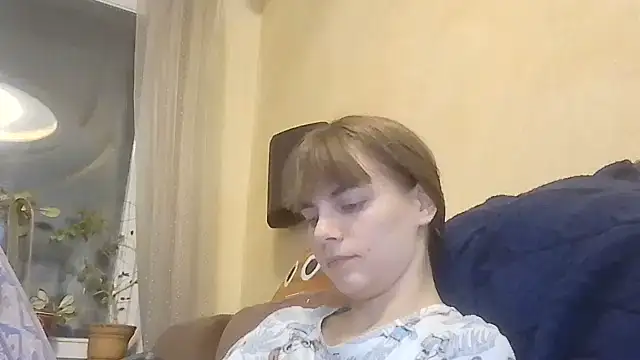 Snapshot of Loriven chatting on October 2025 06:30:02 PM Loriven online show from October 2025 06:30:02 PM