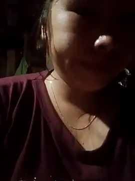 Luyen004 online show from September 2025 10:11:02 PM