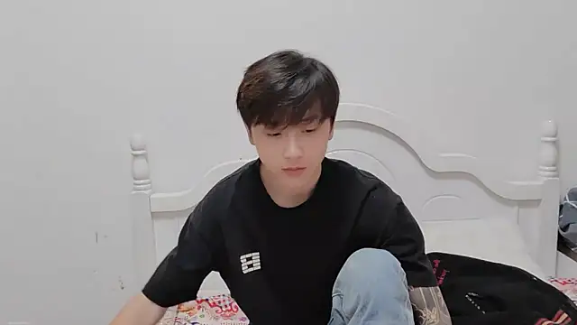 xiaoyi2563 online show from October 2025 01:34:01 PM