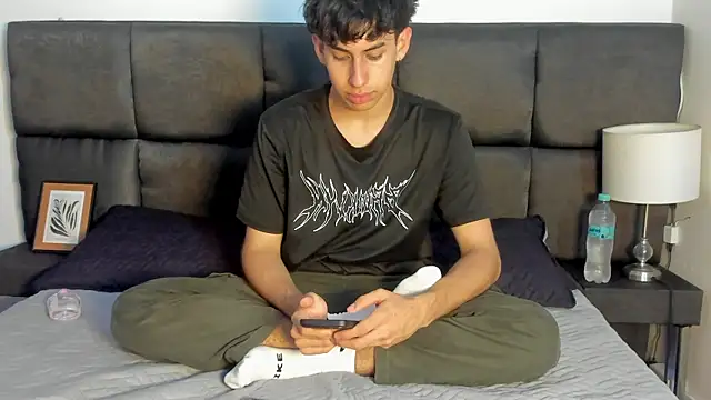 Aaron Spencer13 online show from September 2025 06:44:02 PM