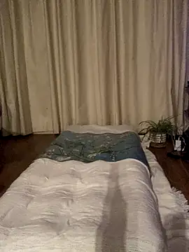 Snapshot of Mia_Winters chatting on November 2025 05:23:02 PM Mia Winters online show from November 2025 05:23:02 PM