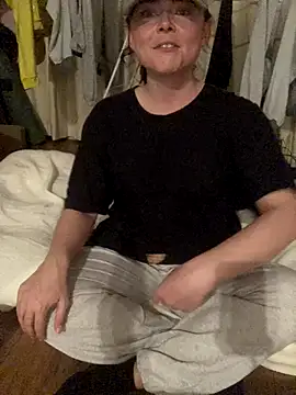 Snapshot of Mia_Winters chatting on December 2025 08:57:02 PM Mia Winters online show from December 2025 08:57:02 PM