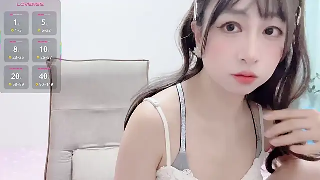 RIjiejie2 online show from October 2025 02:28:02 PM