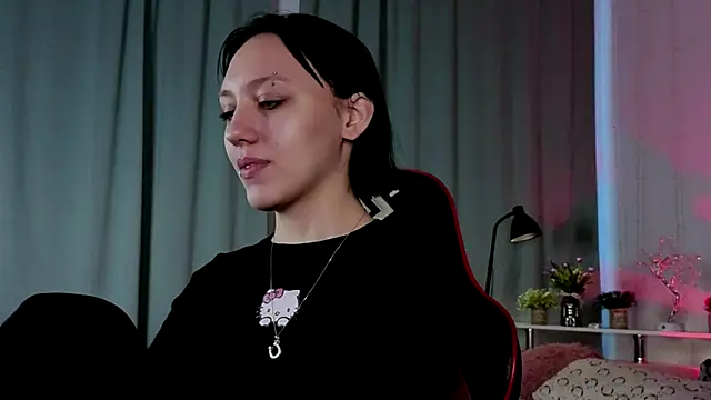 AdeliceLenoir online show from October 2025 02:04:01 PM