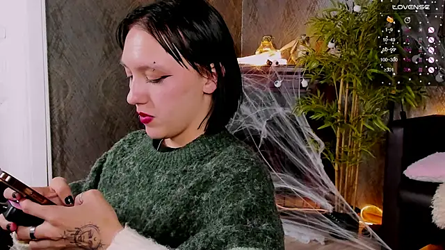 AdeliceLenoir online show from October 2025 07:03:02 PM