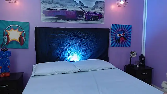 Snapshot of Sabriinaa_Foxx chatting on October 2025 12:34:02 PM Sabriinaa Foxx online show from October 2025 12:34:02 PM