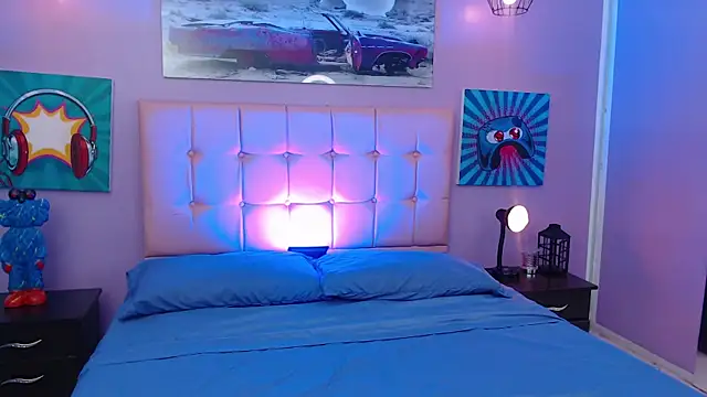 Snapshot of Sabriinaa_Foxx chatting on October 2025 12:36:02 PM Sabriinaa Foxx online show from October 2025 12:36:02 PM