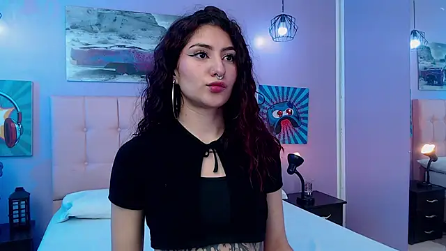 Snapshot of Sabriinaa_Foxx chatting on October 2025 02:21:02 AM Sabriinaa Foxx online show from October 2025 02:21:02 AM