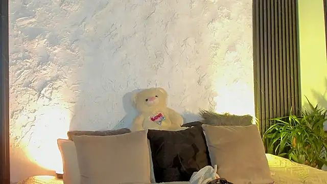 joselin rouse online show from November 2025 11:53:02 AM