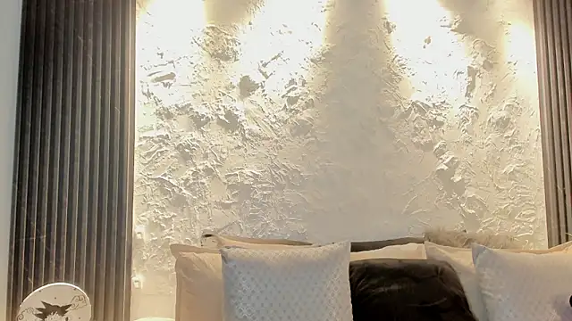 joselin rouse online show from April 2026 12:36:01 PM