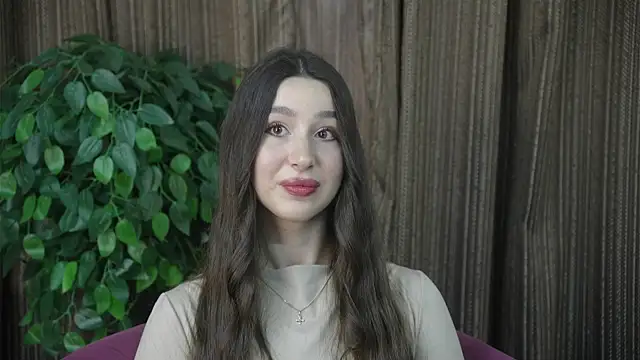 Snapshot of ZeniaEschette chatting on September 2025 11:54:01 AM ZeniaEschette online show from September 2025 11:54:01 AM
