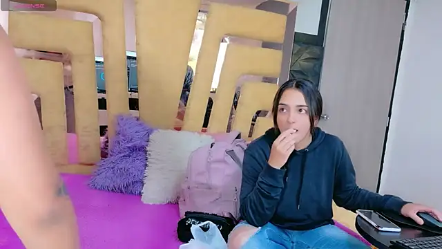 CailinANDrouse online show from October 2025 12:39:02 PM