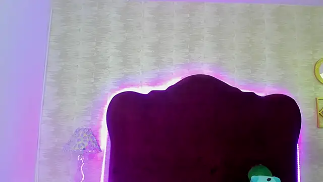 LaylaaDoll online show from October 2025 06:26:01 PM