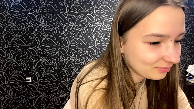 Snapshot of GemmaGunter chatting on September 2025 08:02:01 PM GemmaGunter online show from September 2025 08:02:01 PM