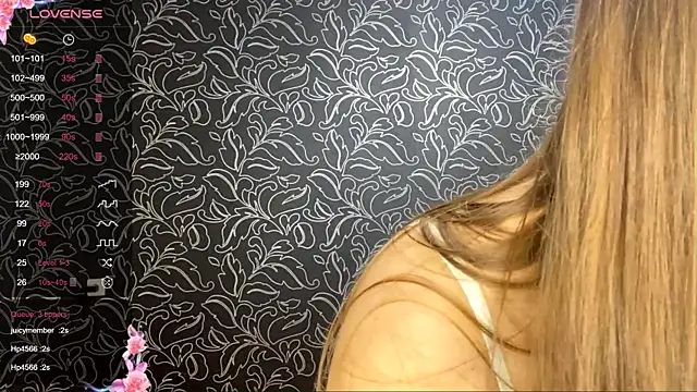 Snapshot of GemmaGunter chatting on October 2025 08:11:02 PM GemmaGunter online show from October 2025 08:11:02 PM