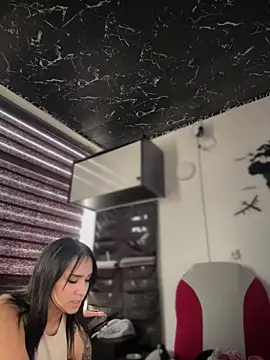 Isabella-Teen online show from April 2026 05:30:01 PM