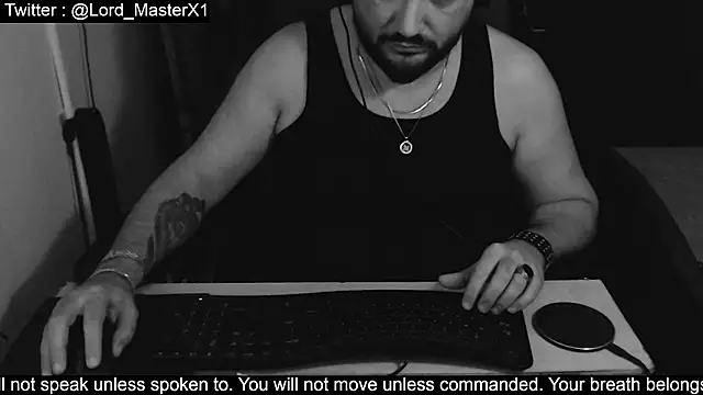 Snapshot of Lord_MasterX chatting on February 2026 09:33:02 PM Lord MasterX online show from February 2026 09:33:02 PM