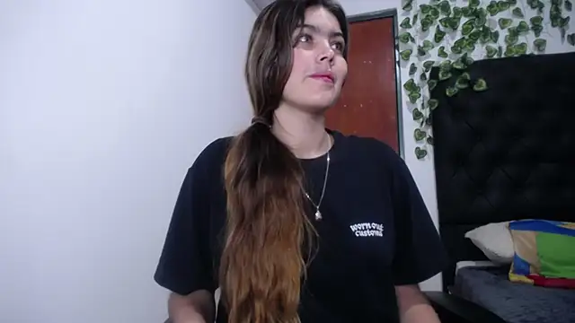 isabel 09 online show from October 2025 02:55:02 AM