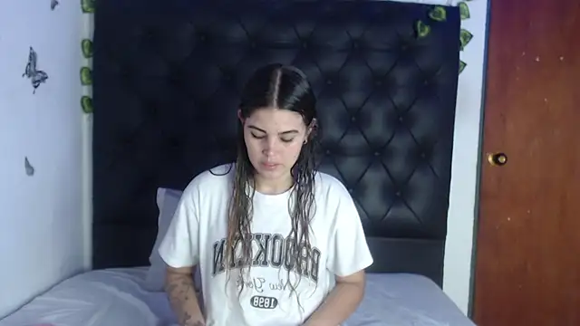isabel 09 online show from May 2026 06:24:01 PM